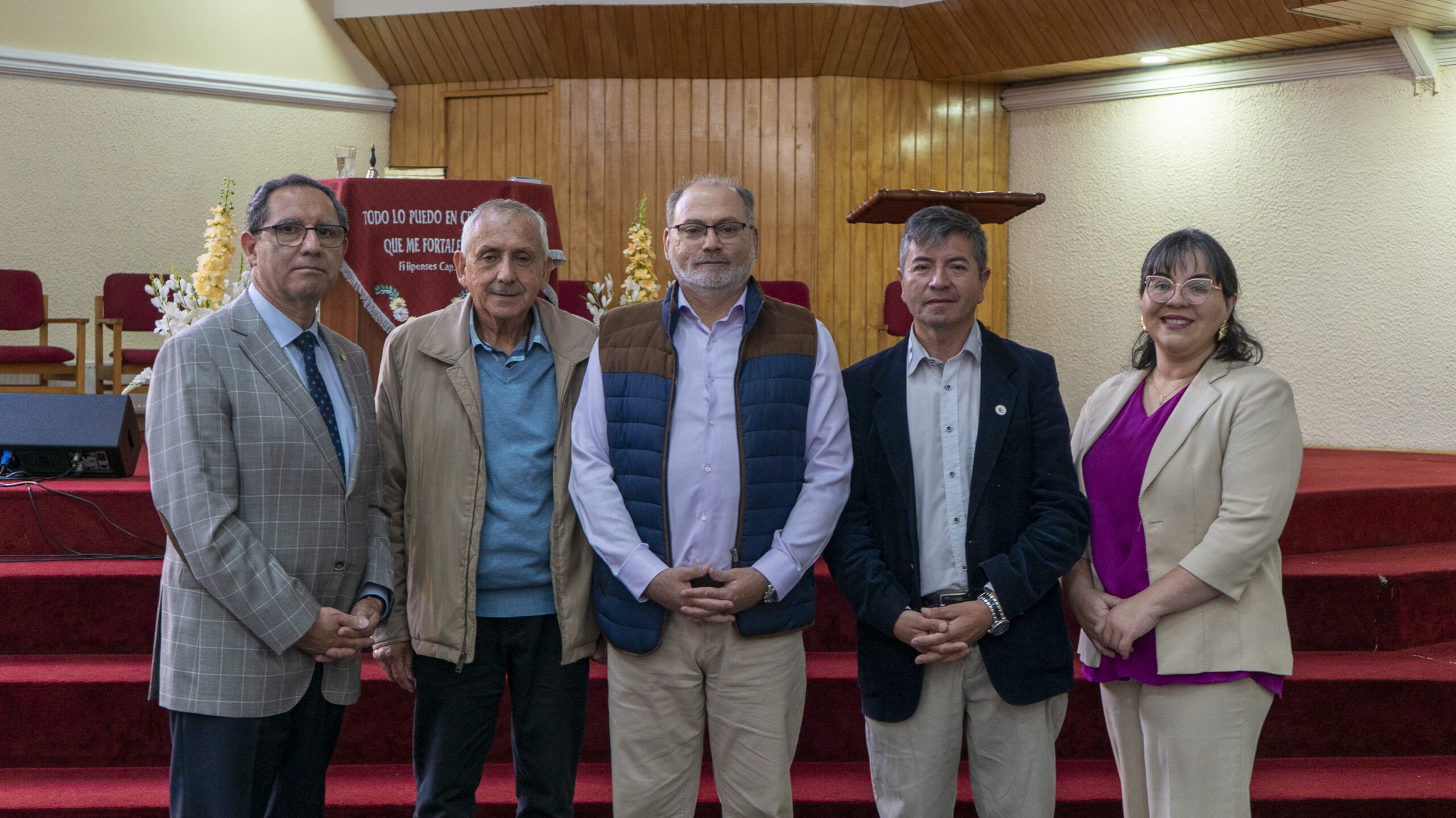 Evangélicos se reúnen con SLEP del Reloncaví