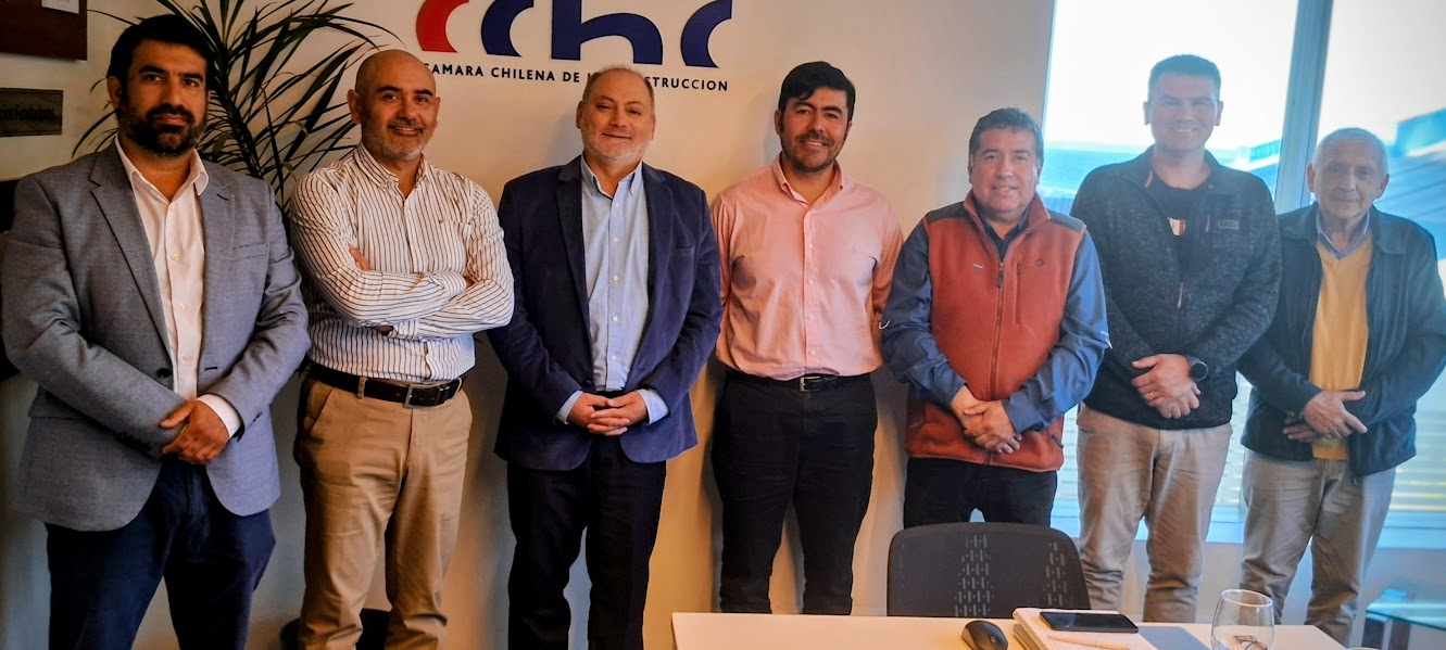 SLEP del Reloncaví y Cámara Chilena de la Construcción abordan desafíos de la Educación Técnico Profesional en la Región de Los Lagos