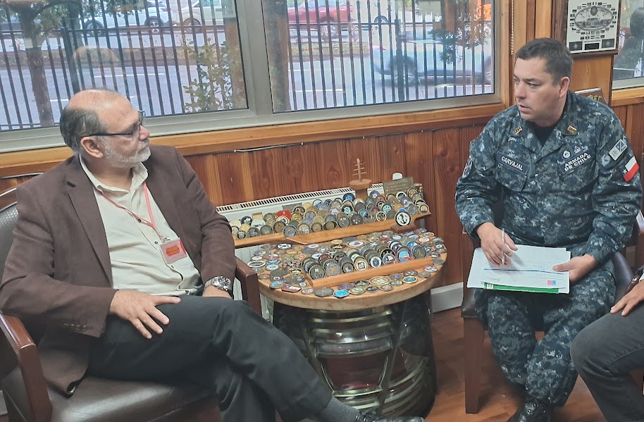 SLEP del Reloncaví se reúne con Jefe de Estado Mayor de la Quinta Zona Naval en Puerto Montt